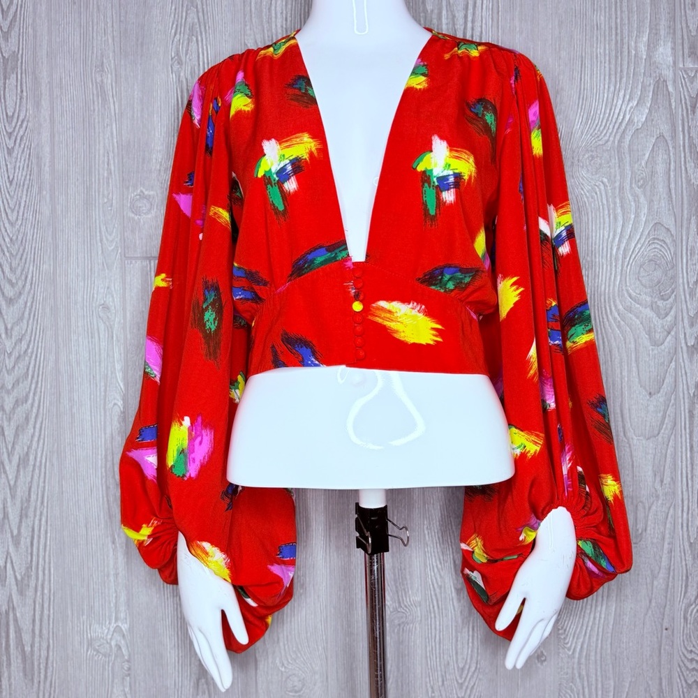 Signature 8 balloon sleeve long sleeve cropped top shirt w/  button front med